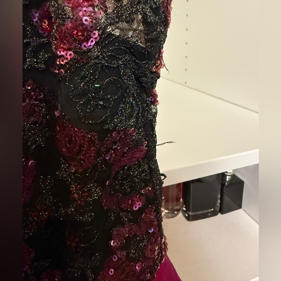 Marchesa Dress - Picture 2 of 4